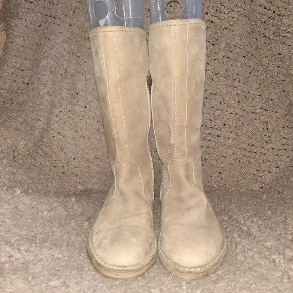 FLY LONDON-Mid Calf-Beige Suede Boots-Back Studs-Side Zip-Sz 42-Excellent - Picture 3 of 7